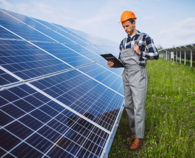 Eco-Tech - продаж і установка сонячних панелей
