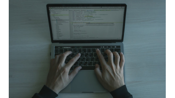 Курси Front End: які знання та навички ви отримаєте для роботи в IT