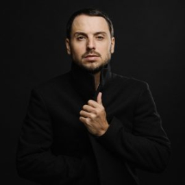 Певец Сергей Мироненко