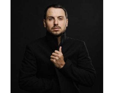 Певец Сергей Мироненко